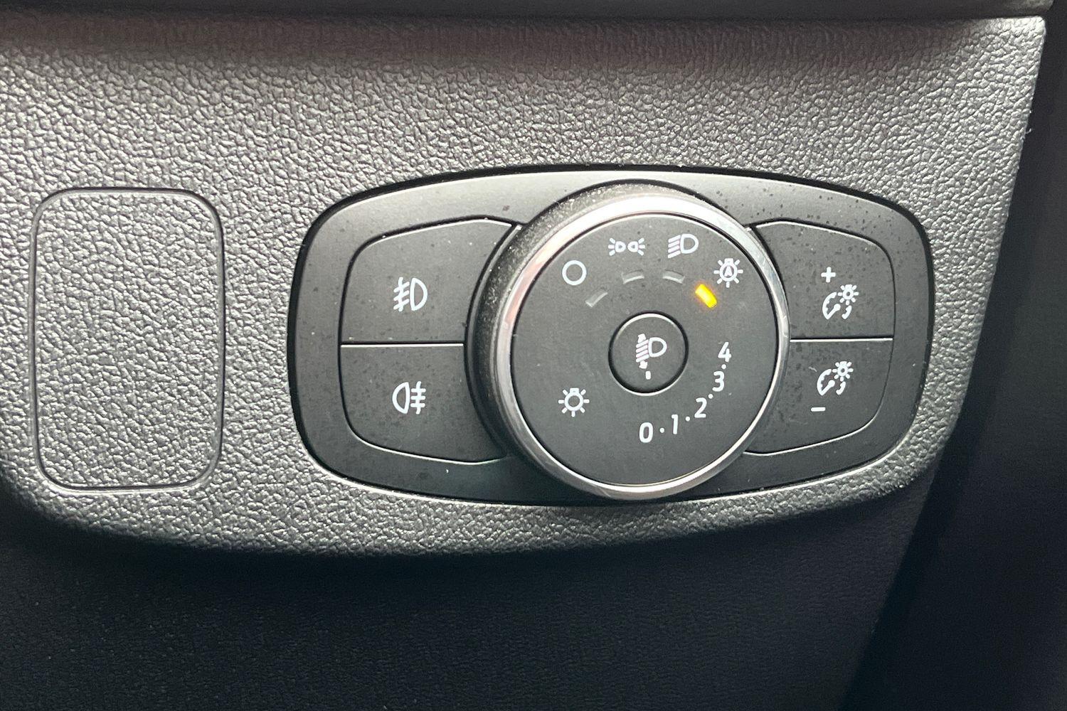 Ford Focus Photo 27