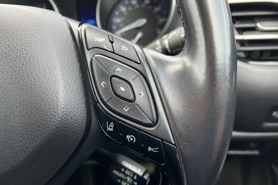 Toyota C-HR Photo autoimg-cade30aa9557cea7c7459a7dae14898a534df6da.jpg