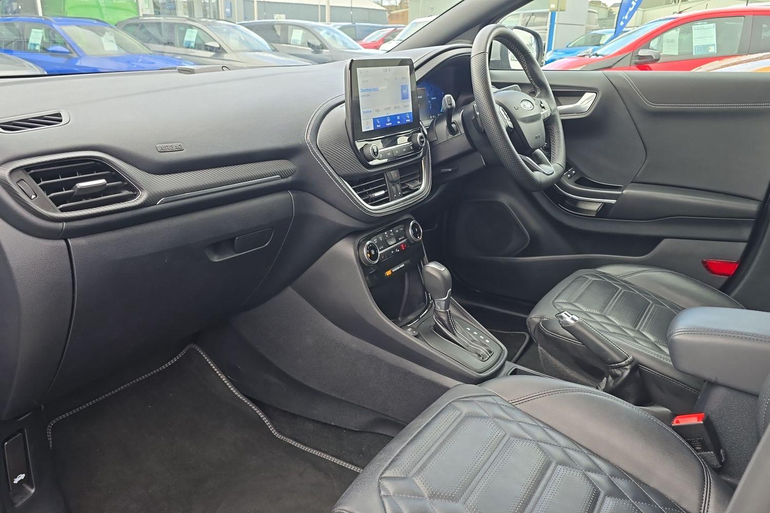 Ford PUMA Photo 17