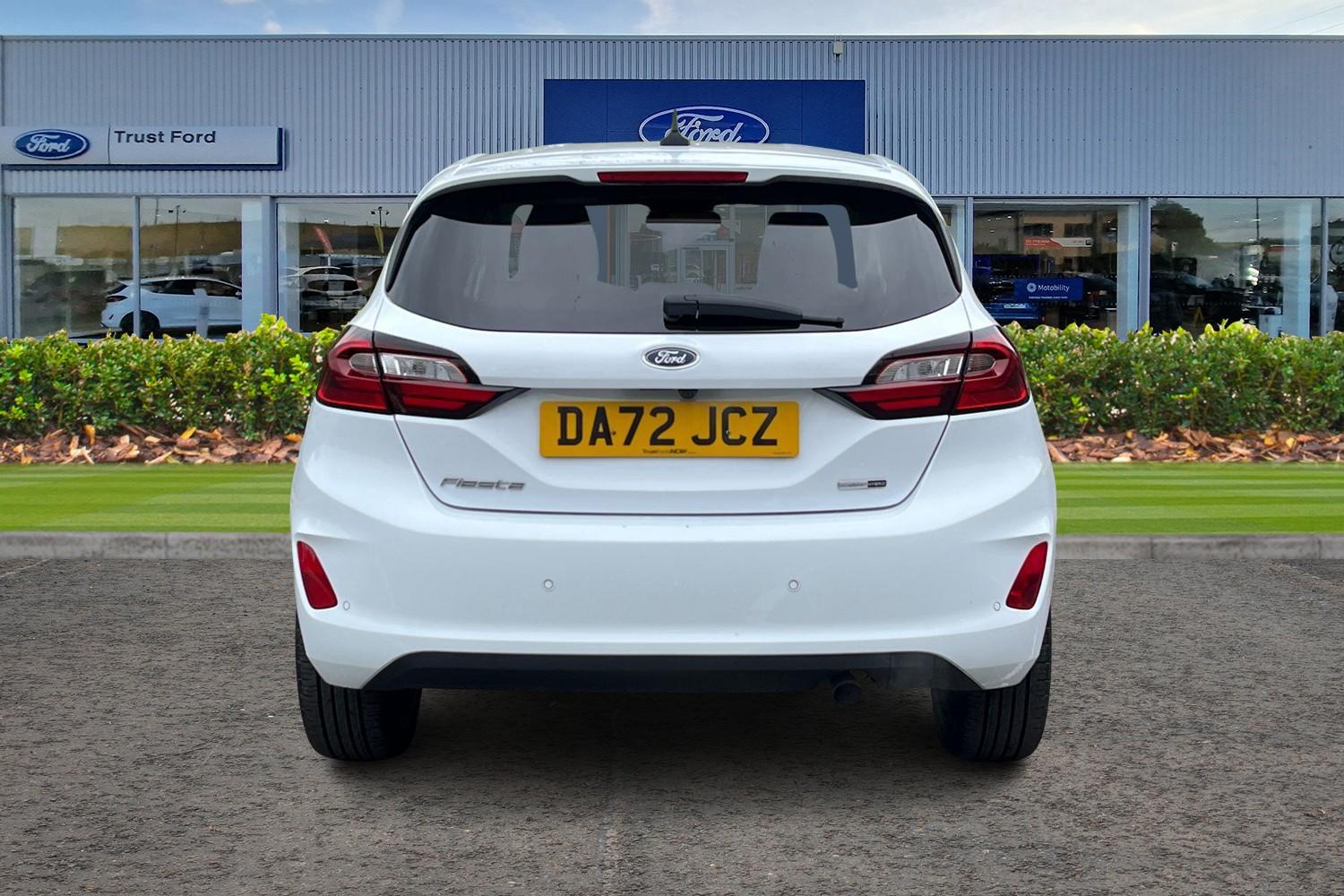 Ford FIESTA Photo 6