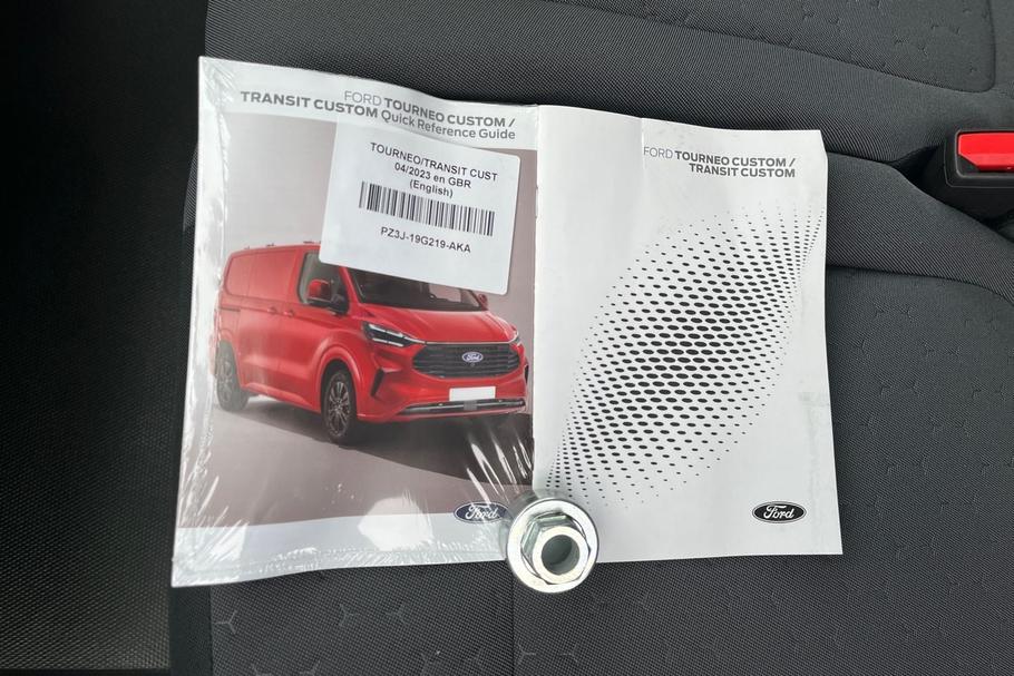 Used Ford TRANSIT CUSTOM 9