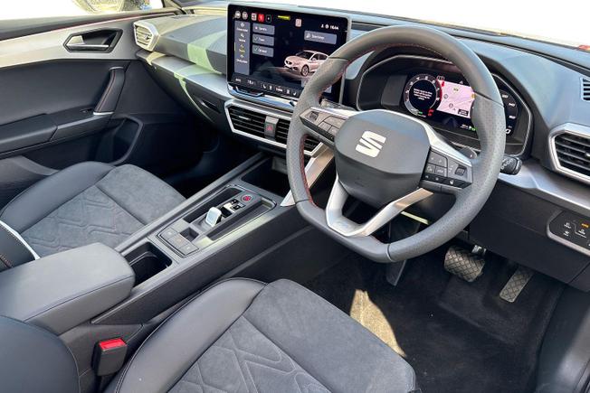 SEAT Leon Photo 7