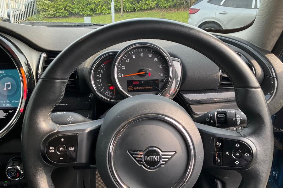 MINI Clubman Photo autoimg-caf10aa8171e4f68e1740b835beb3249cf5cb984.jpg