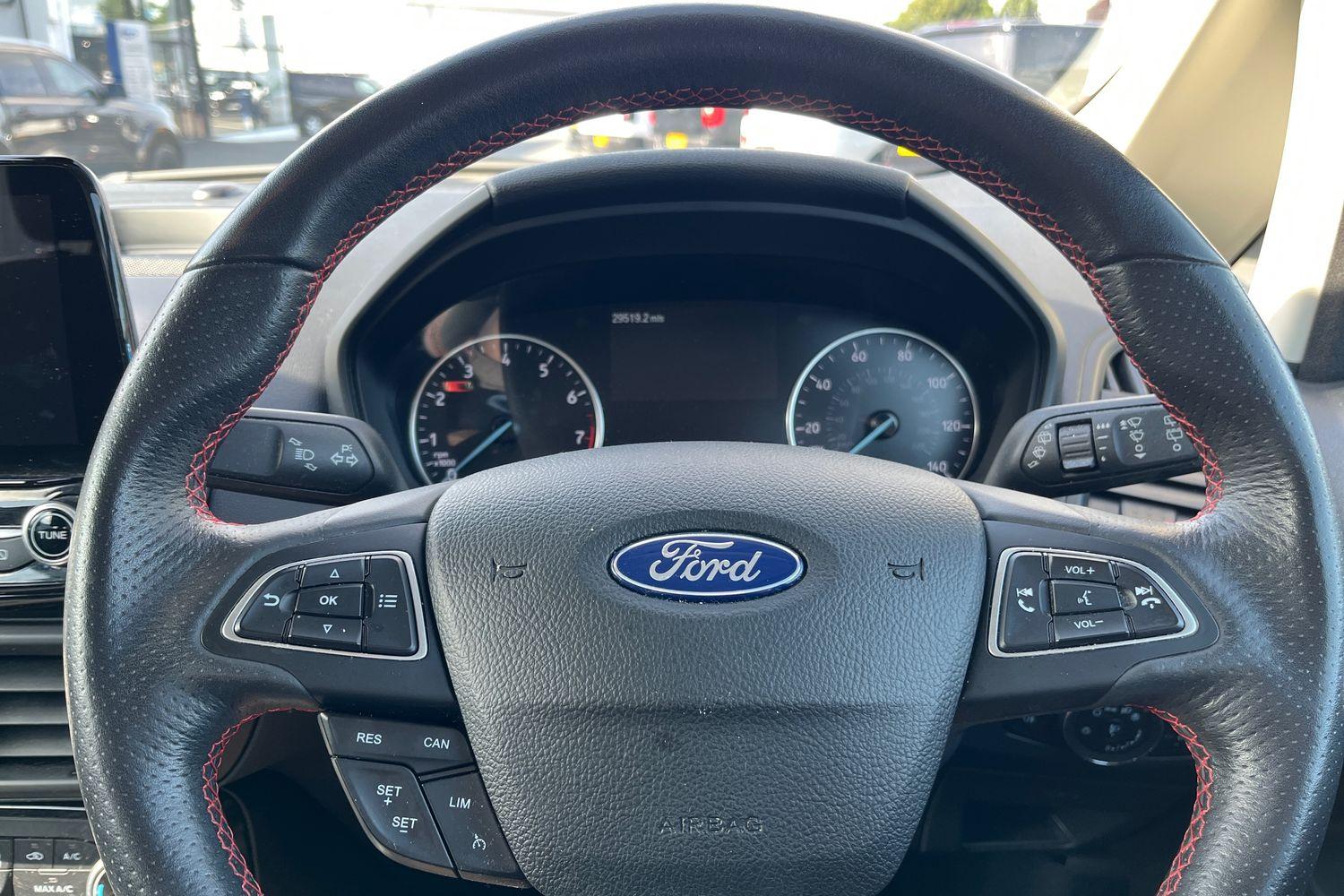 Ford ECOSPORT Photo 11