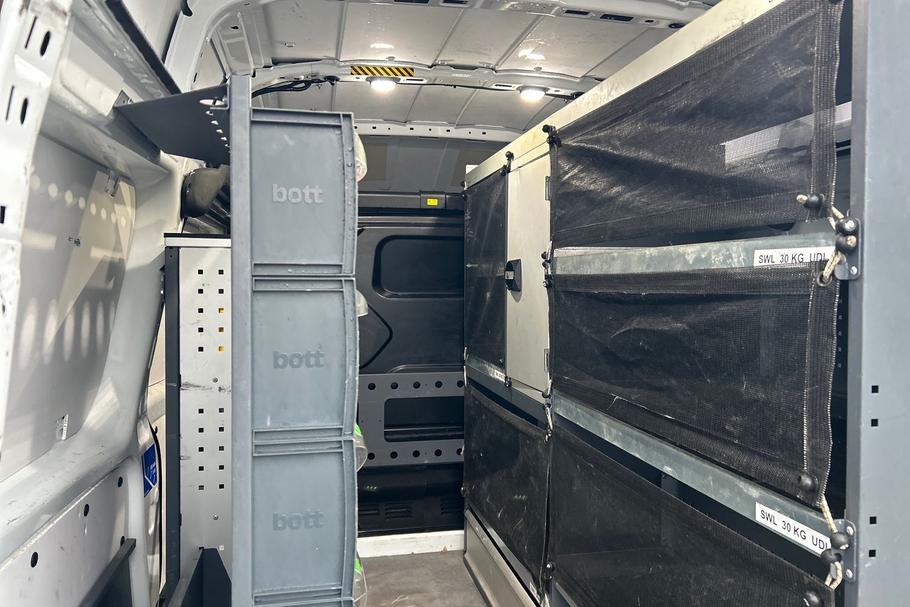 Used Ford TRANSIT CUSTOM YT19CSR 26