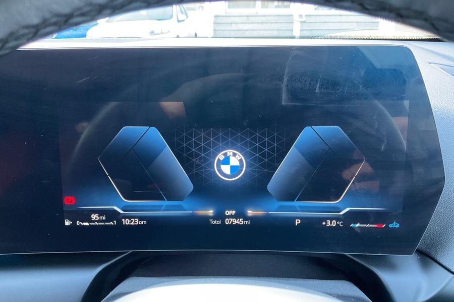 BMW 1 SERIES Photo autoimg-caf36237f582fd5904433440904bc8ee296cf84b.jpg