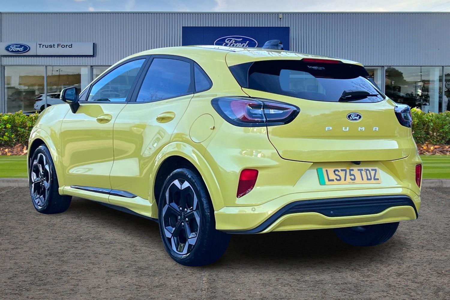 Ford Puma Gen-E Photo 1