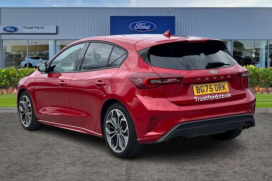 Ford Focus Photo autoimg-caf86be092d3d1e74a508290be77df90550d1393.jpg