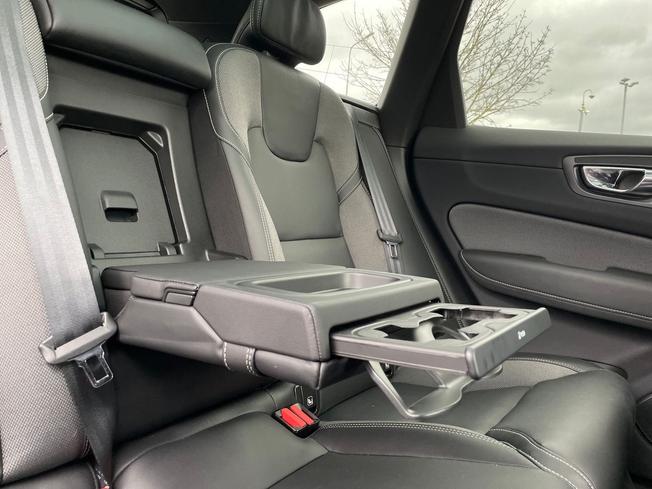 Volvo XC60 Photo 32