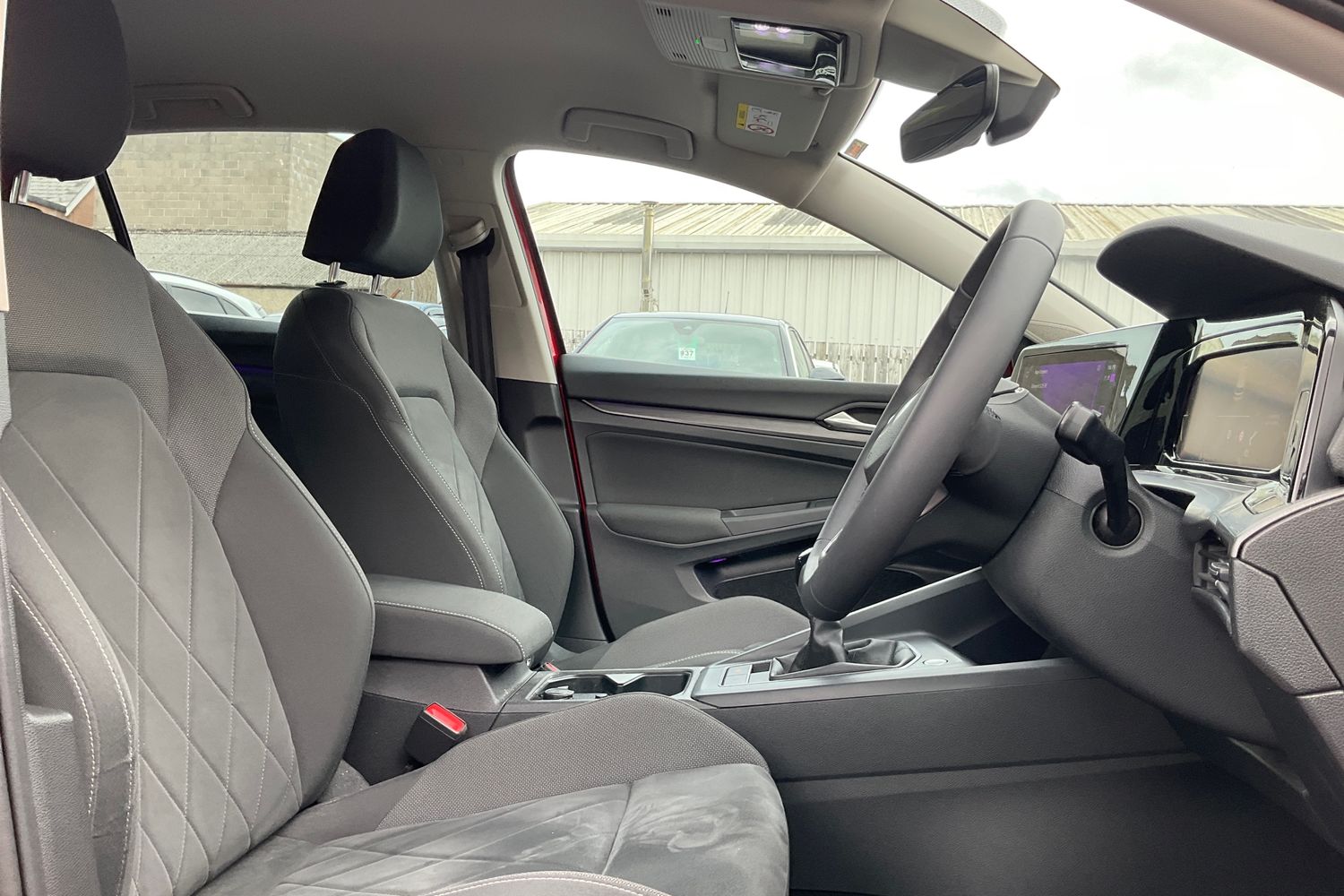 Volkswagen GOLF Photo 16