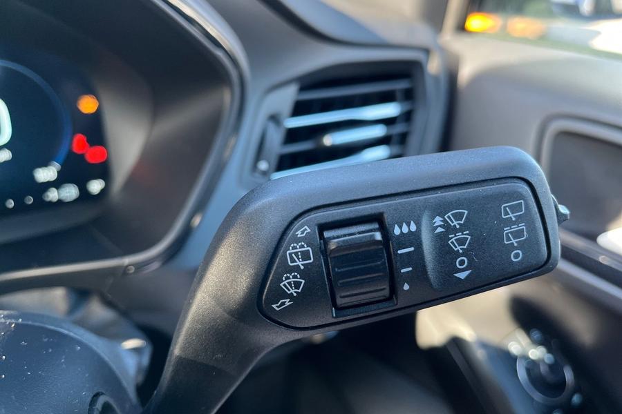 Ford Focus Photo autoimg-cafd8465548a70f326671c33b7a10f9e1e0f4604.jpg