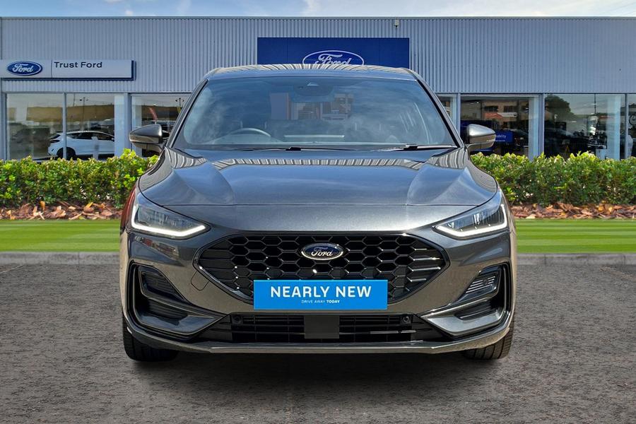 Ford Focus Photo autoimg-cafeea84bbf08bfc621716ef2700c10afcdda495.jpg