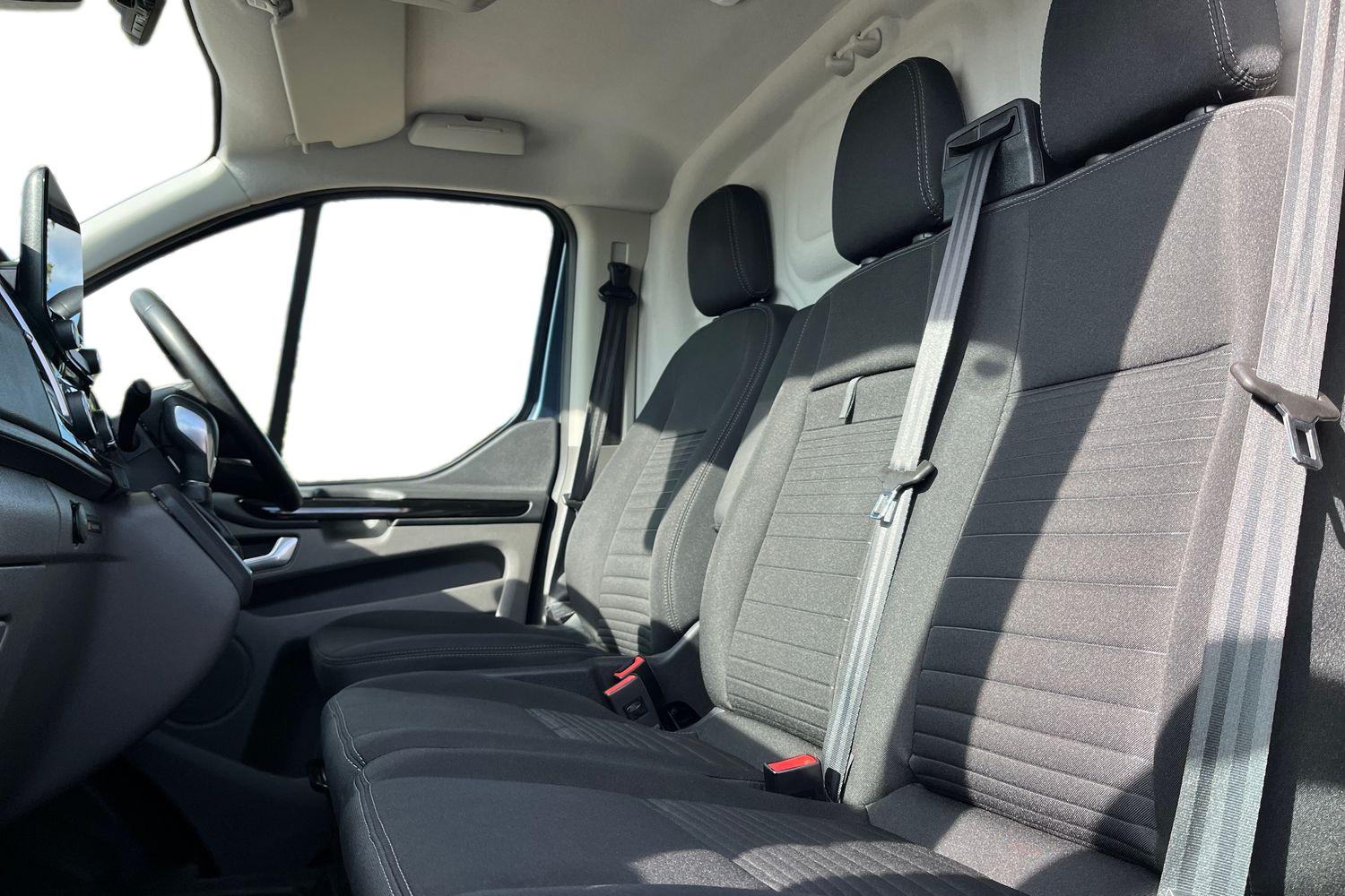 Ford TRANSIT CUSTOM Photo 9