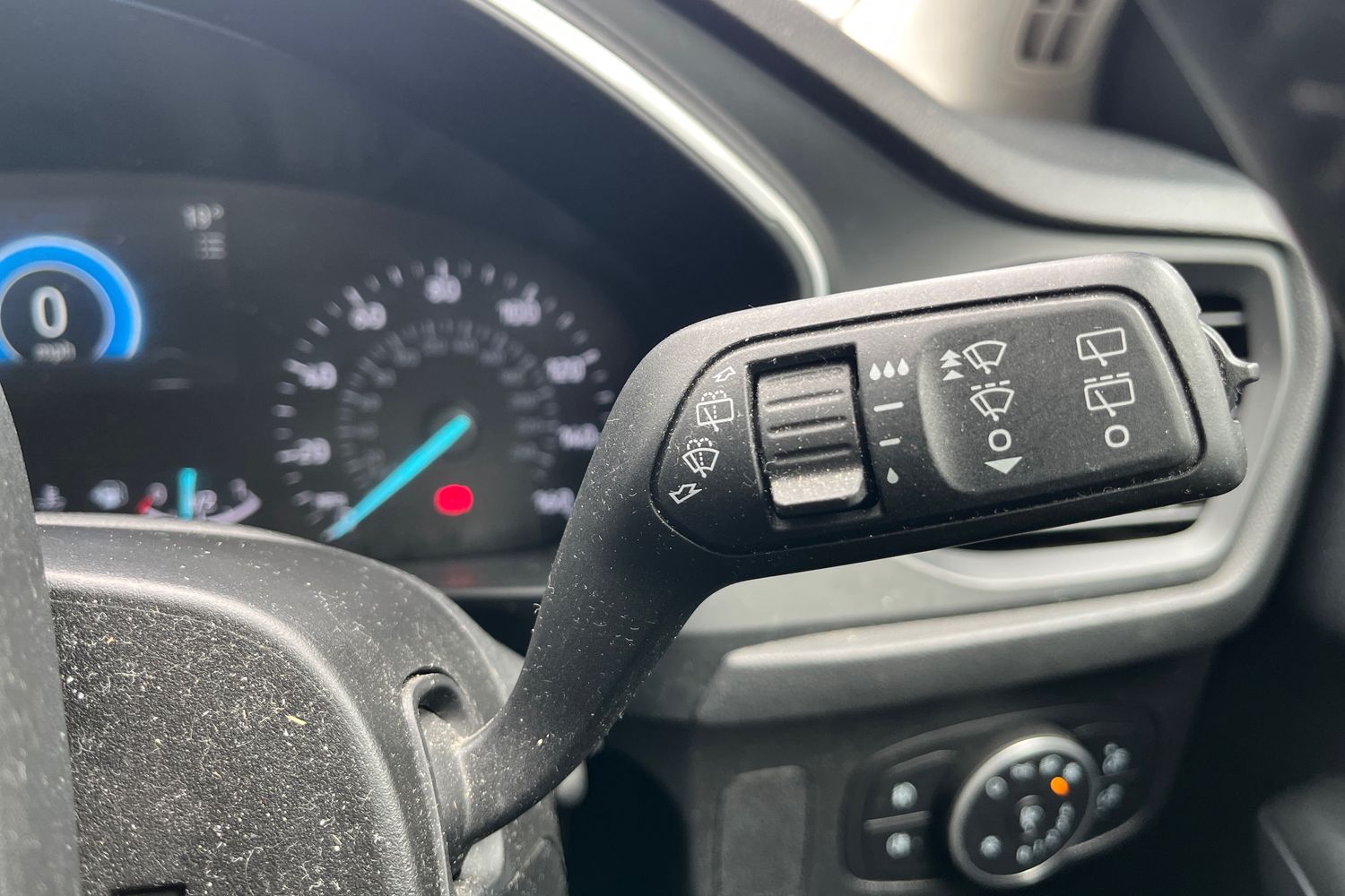 Ford FOCUS Photo 14