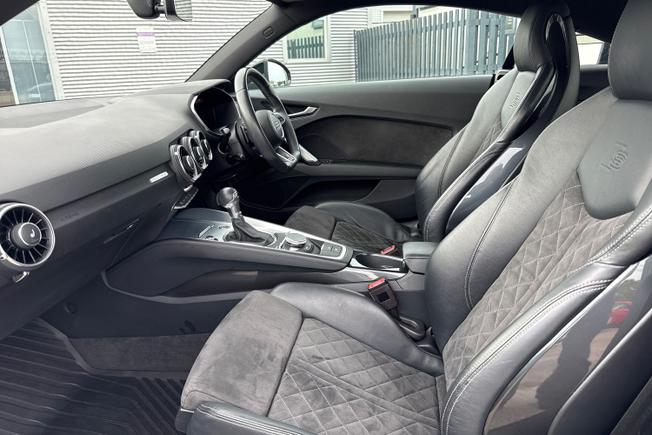 AUDI TT Photo 57