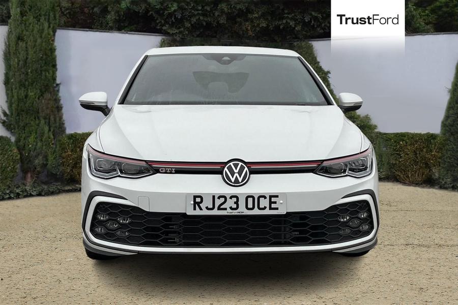Volkswagen Golf Photo autoimg-cb06f1a67b11579ca465adc0d64a634dffd5ea17.jpg