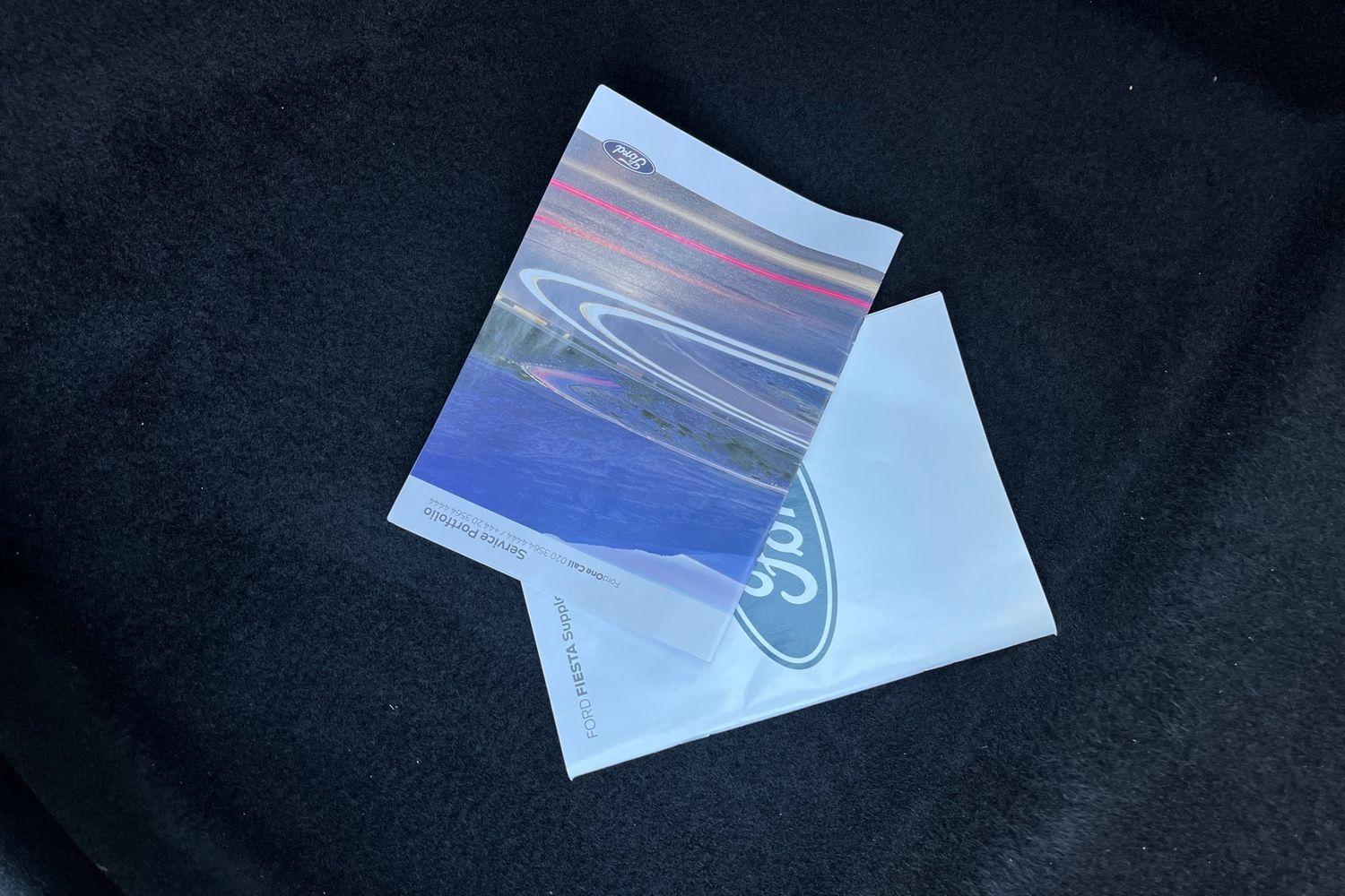Ford Fiesta Photo 21