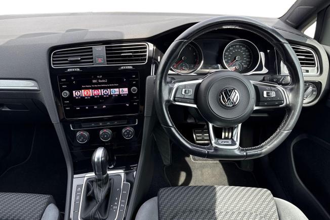 Volkswagen Golf Photo 11