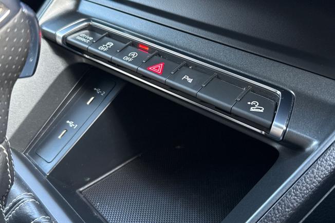 Audi Q3 Photo 40