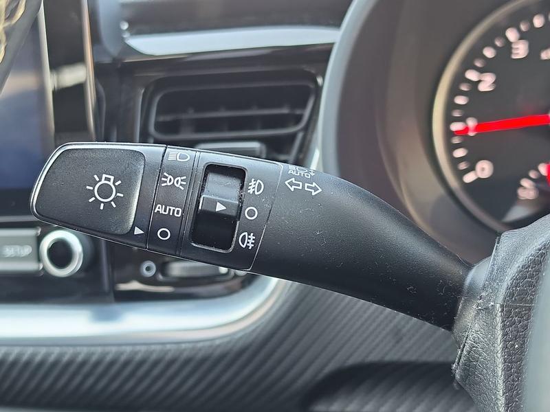 Used Kia Stonic NV21WRN 22