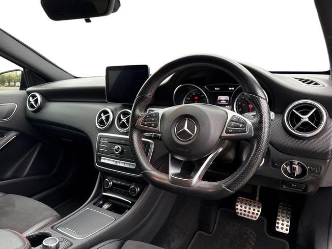 MERCEDES-BENZ A Class Photo 6