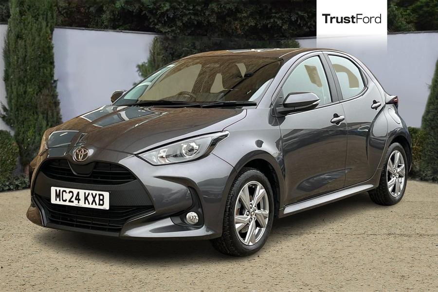 Toyota Yaris Photo autoimg-cb113e3a03cea42d86cb63118782d799a5d5717f.jpg