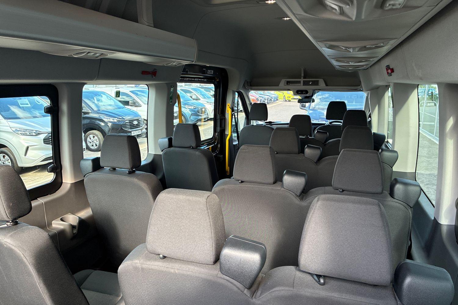 Ford TRANSIT Photo 3