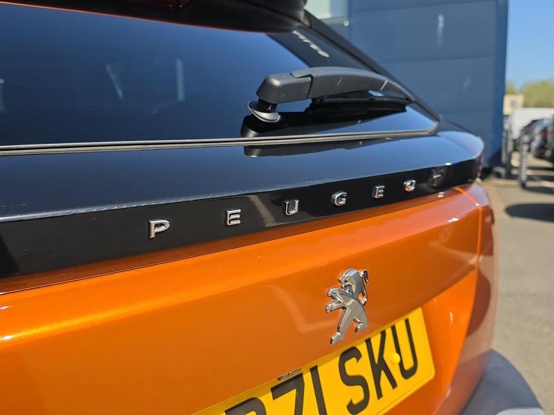 Used Peugeot E-2008 YB71SKU 27