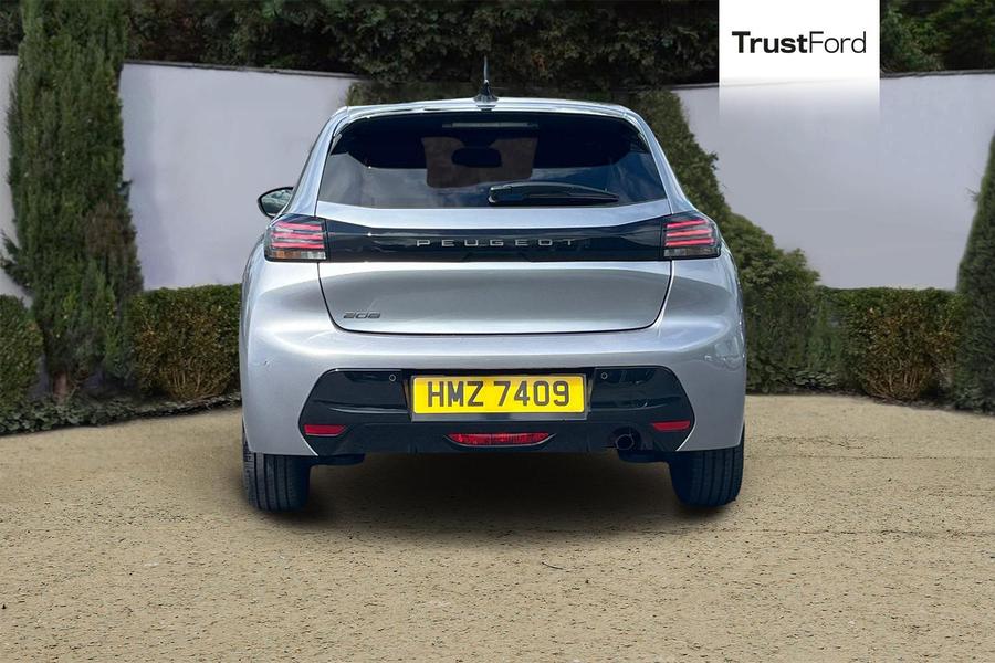 Peugeot 208 Photo autoimg-cb1b370cc794c53a2c8a67575be75c8b8ac2b6b5.jpg