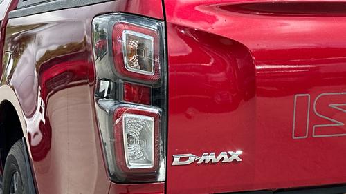 Isuzu D-MAX Photo autoimg-cb1ccfcb8a801e692c7158d93c94559333e2c81c.jpg