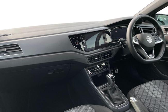 VOLKSWAGEN Polo Photo 2