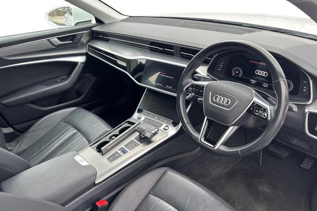 AUDI A6 Saloon Photo 6