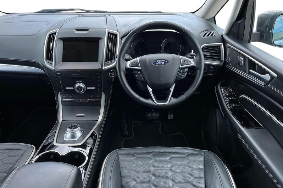 Ford S-Max Photo autoimg-cb2dfbf28acdee3d49bd842ded926e8954e850f5.jpg