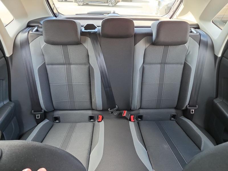 Used Volkswagen Polo PF24HGO 31