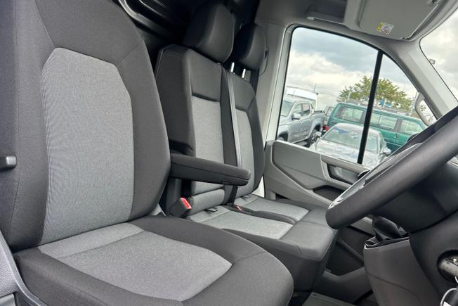 VOLKSWAGEN Crafter Photo 33