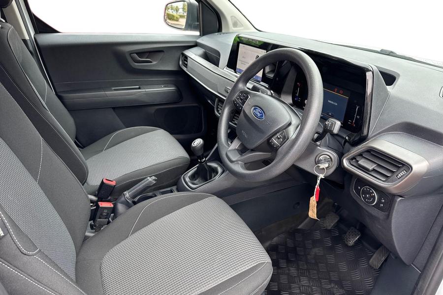Ford TRANSIT COURIER Photo autoimg-cb33ddded7f275f0034e173bf3fdcd4ea55cea08.jpg