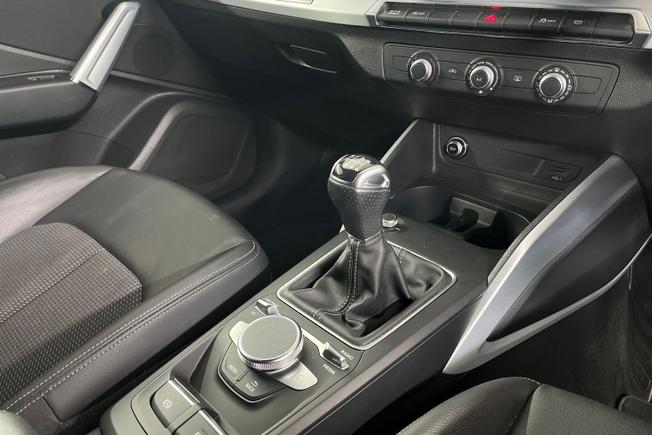 AUDI Q2 Photo 23