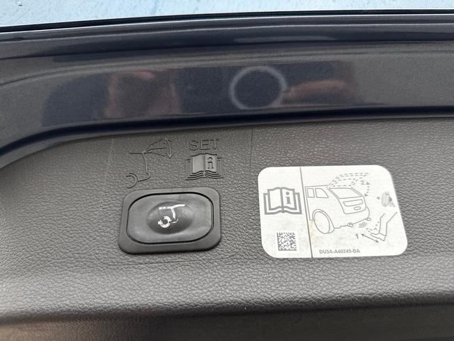 FORD Kuga Photo 22