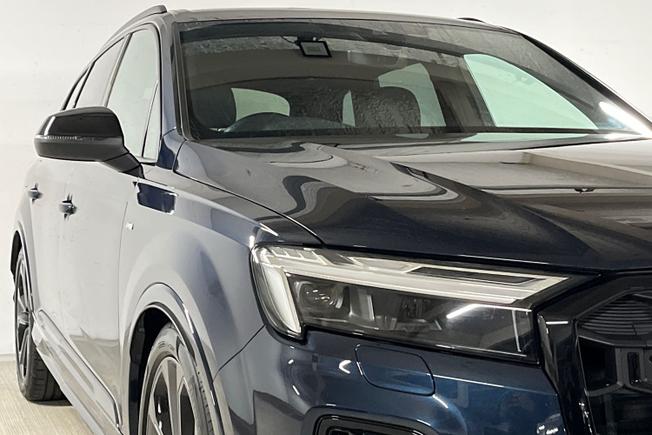 Audi Q7 Photo 38