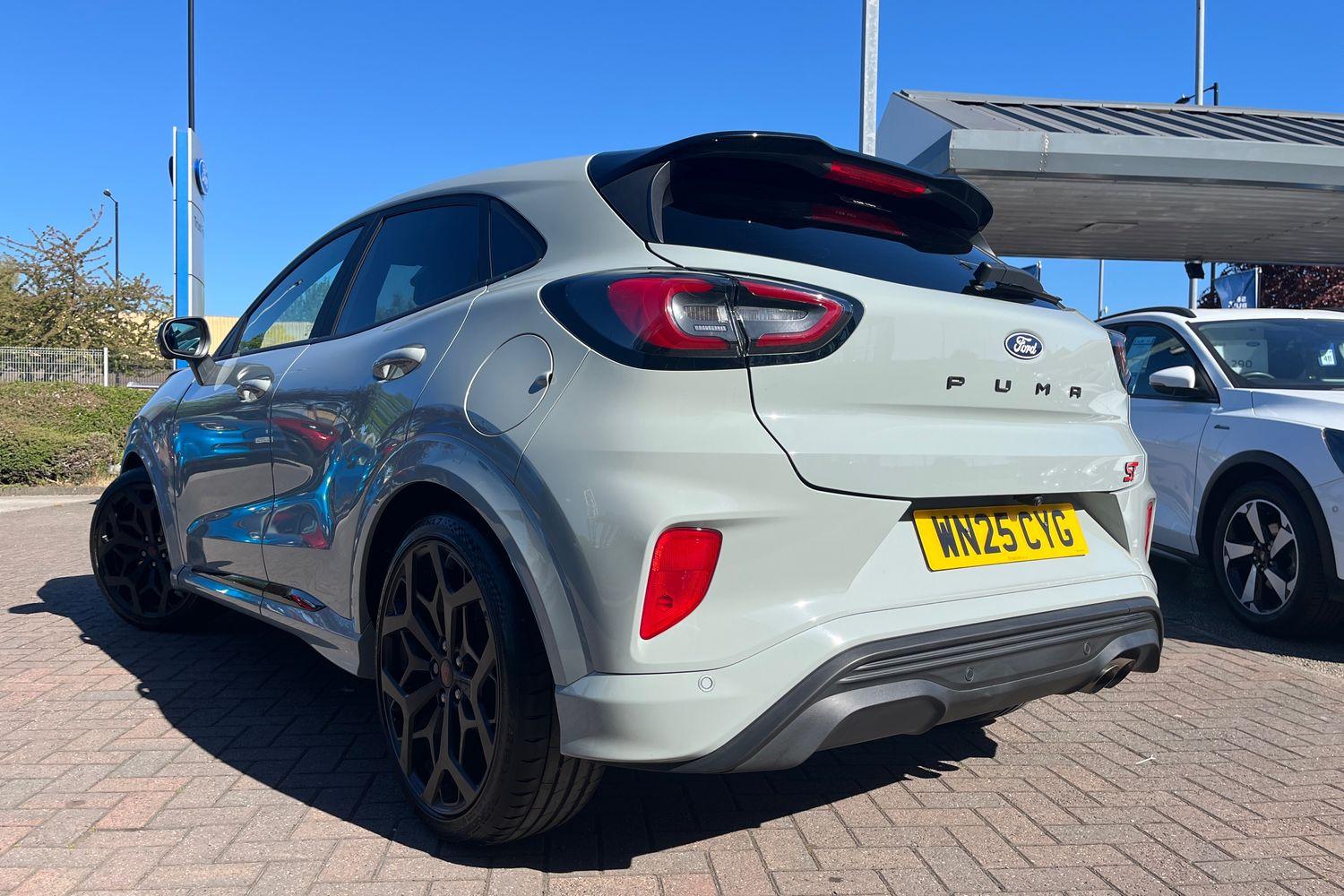 Ford PUMA Photo 37