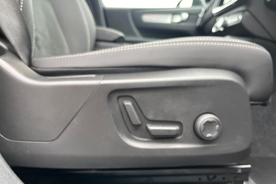 Volvo XC40 Photo autoimg-cb404f3e49d624b863cc33056b10bdc915a62223.jpg