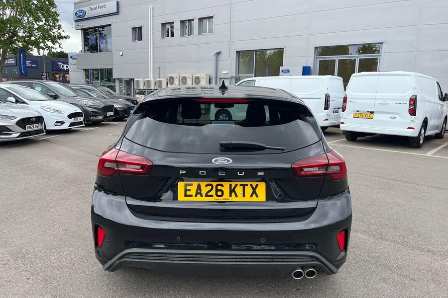 Ford FOCUS Photo autoimg-cb4d84a15f58bf3148037b5b6572bc590a02a009.jpg