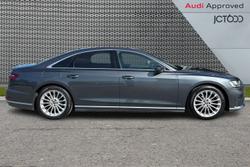 Audi A8 Photo 4