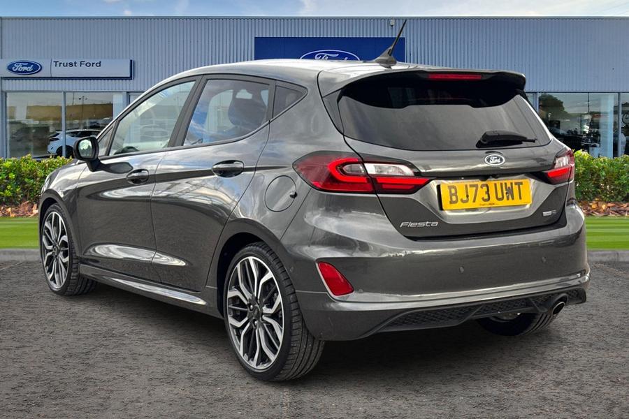Ford FIESTA Photo autoimg-cb567a44a00b6a5d036e108b9572cec004f2b396.jpg