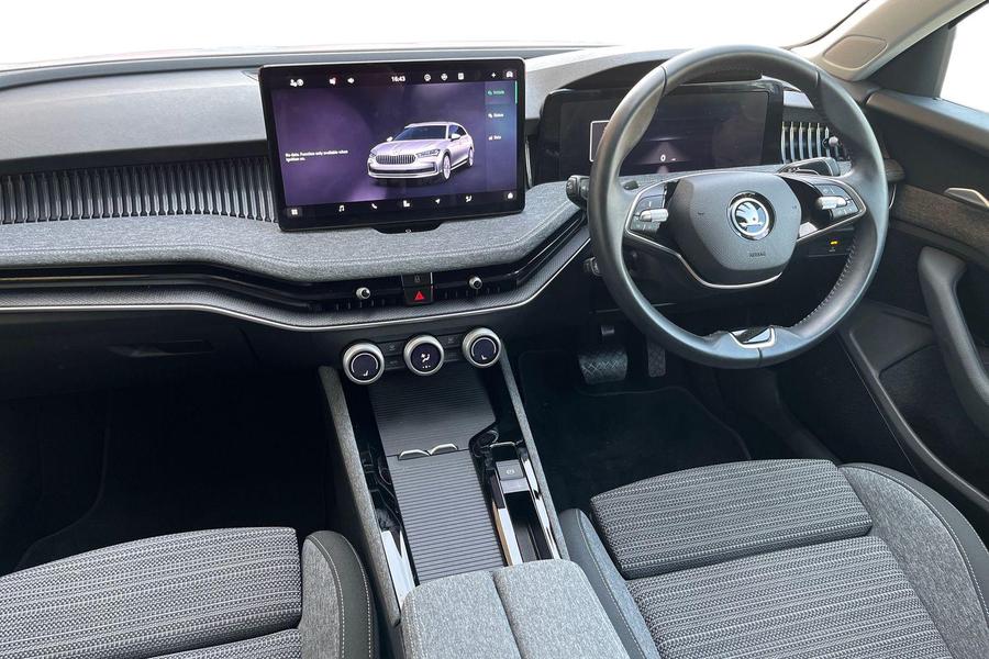 Skoda SUPERB Photo autoimg-cb57e692f3dbb029dbd791c7d9342a3f9c87eabf.jpg