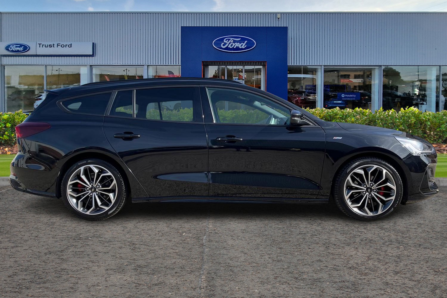 Ford Focus Photo 2