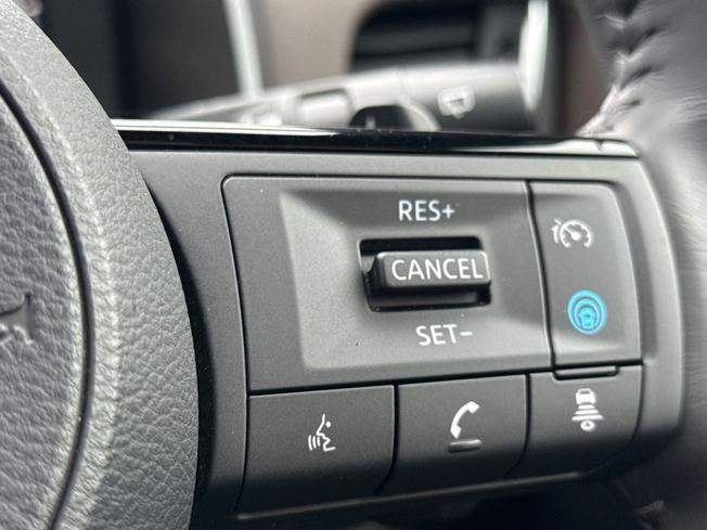 NISSAN Qashqai Photo 17