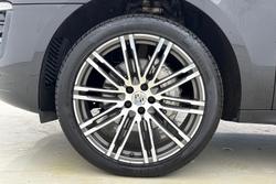 PORSCHE Macan Photo 5