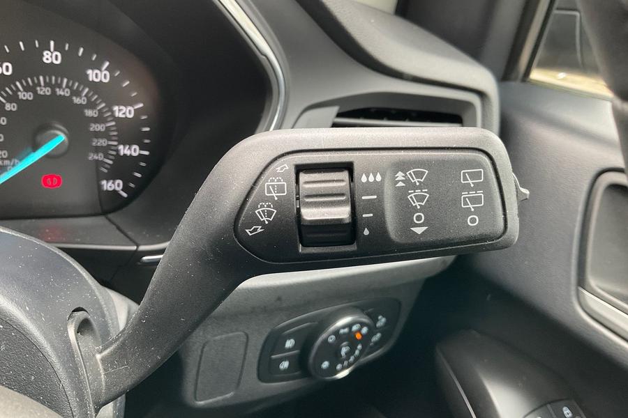 Ford Focus Photo autoimg-cb5dbc5aea3e4647906d879f7ccecab9c55ff099.jpg