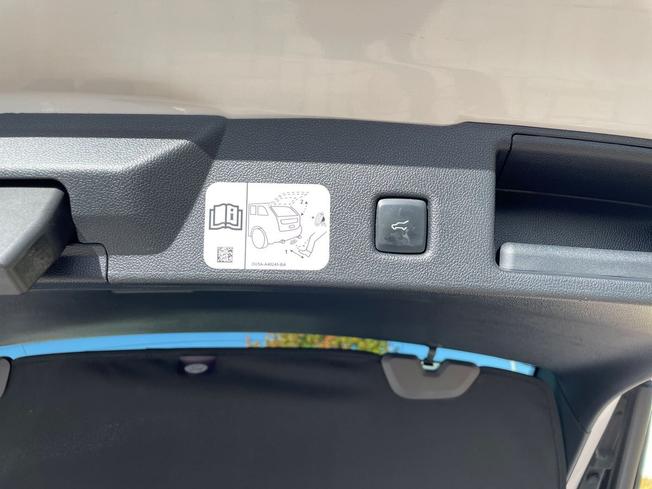 FORD Kuga Photo 21